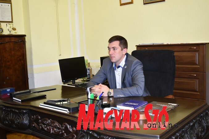 Radivoj Debeljački, Szenttamás polgármestere (Paraczky László felvétele)