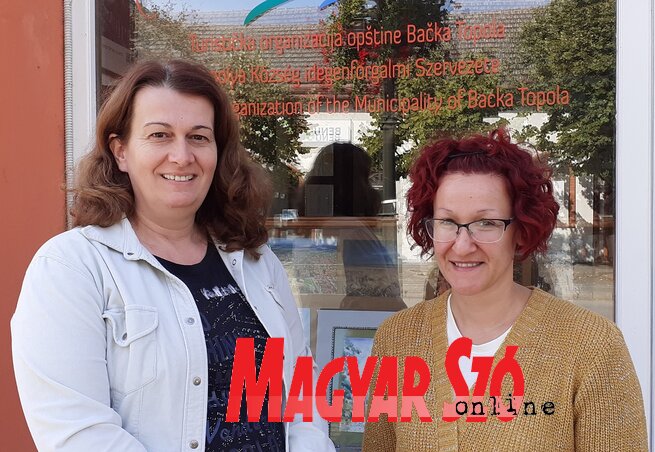 Svetlana Brnobić és Csípe Mónika, Topolya Község Idegenforgalmi Szervezetének munkatársai (Kazinczy Paszterkó Diana felvétele) Svetlana Brnobić és Csípe Mónika, Topolya Község Idegenforgalmi Szervezetének munkatársai (Kazinczy Paszterkó Diana felvétele)