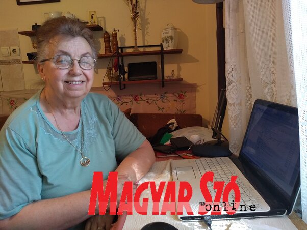 Pósa Mária évtizedek óta gyűjti a környék múltjáról szóló adatokat (Jenei Klementina felvétele)