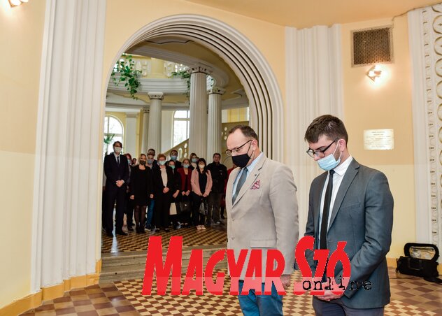 A VMSZ nevében Juhász Attila és Sztantity Szebasztián koszorúztak (Herédi Krisztián felvétele) A VMSZ nevében Juhász Attila és Sztantity Szebasztián koszorúztak (Herédi Krisztián felvétele)