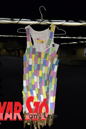 Sara Vučić díjazott ruhája (Bozsoki Valéria felvétele)