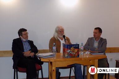 Bordás Győző, Fujkin István és Virág Gábor a könyvbemutatón (Szögi Csaba felvétele)