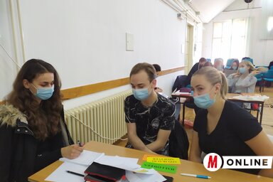 Firic Kristóf, Papp Linda és csapattársuk egy bulikereső alkalmazást tervezett (Fotó: Szalma Brigitta)