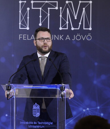 Schanda Tamás (MTI) Schanda Tamás (MTI)