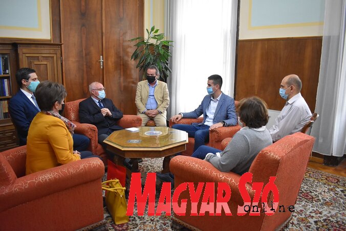 (L. Móger Tímea felvétele) (L. Móger Tímea felvétele)