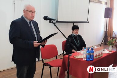 Hajnal Jenő, az MNT elnöke megnyitja a néprajzi vonatkozású, tudományos tanácskozást (Fotó: Kazinczy Paszterkó Diana)