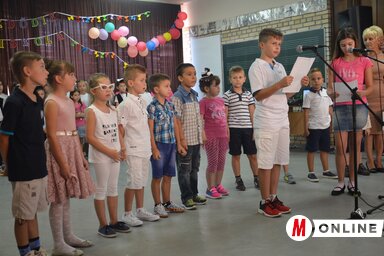 Ünnepi fogadalmat tesznek az elsősök (Fotó: Dávid Csilla)