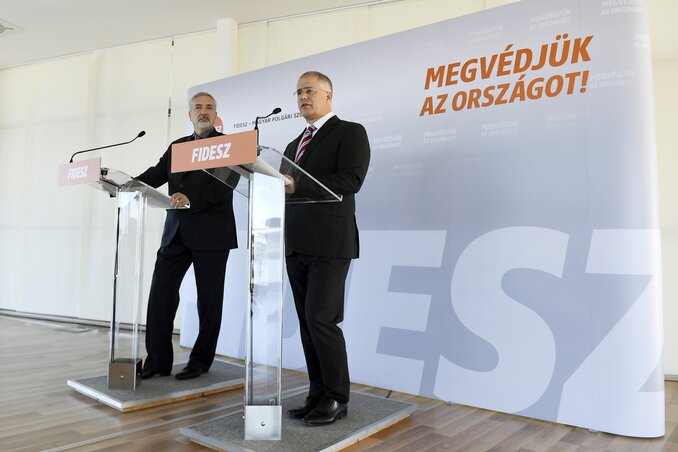 Halász János és Kósa Lajos (Fotó: MTI)