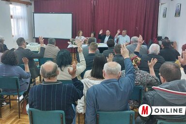 A bácsfeketehegyi művelődési egyesület tisztújító közgyűlése (Lakatos János felvétele)