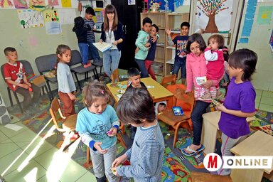 A szabadkai befogadóközpontban lévő gyermekek olykor csak egy-két hétig tartózkodnak ott, így nincs esélyük nagyobb ismeretanyag megszerzésére (Fotó: Gergely Árpád)