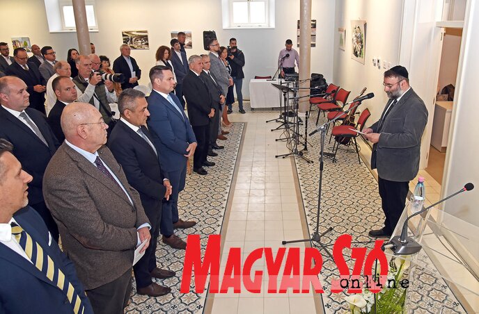 Mala sinagoga jača zajednicu kao novi kulturni centar za Mađare na jugu i u Senti (Foto: Arpad Gergelj) Mala sinagoga jača zajednicu kao novi kulturni centar za Mađare na jugu i u Senti (Foto: Arpad Gergelj)