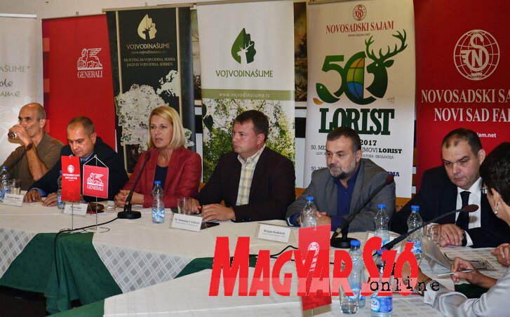 A sajtótájékoztató résztvevői, Slobodan Cvetković balról a negyedik (Fotó: Dávid Csilla)