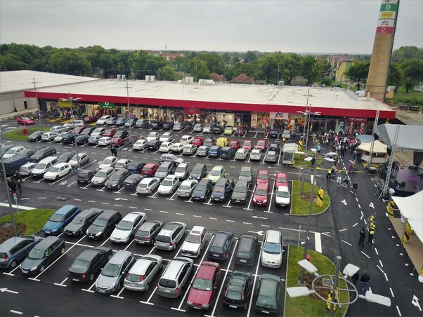 Óriási érdeklődés övezte a nyitónapot (Fotó: Fekete J. József)