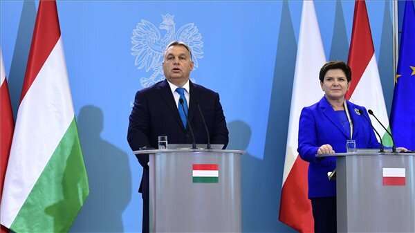 Orbán Viktor és Beata Szydlo sajtótájékoztatót tart (Fotó: MTI)