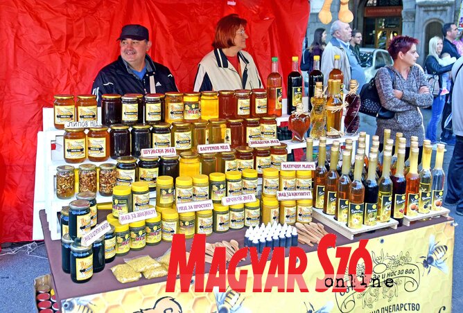A méznapokon csak az állíthatott ki, aki igazolta terméke tisztaságát, valódiságát (kép: Gergely Árpád)