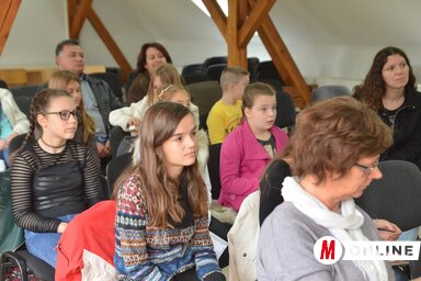 Az Aranyeső vers- és prózamondó verseny résztvevői (Lakatos János felvétele)