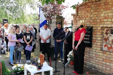 A Mementó 2023 ezúttal is mozdonyfüttyel, majd tehervonat zakatolásának a hangjával kezdődött