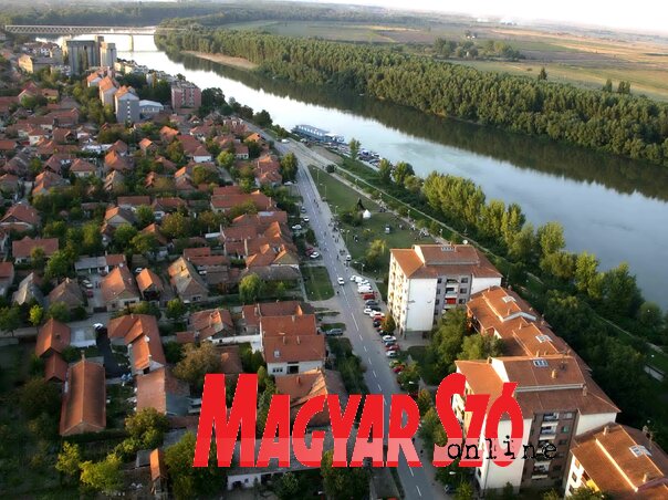 Zentán egy 60 négyzetméteres Homoki lakás évi vagyonadója mindössze 1728 dinár (Fotó: Gergely József) Zentán egy 60 négyzetméteres Homoki lakás évi vagyonadója mindössze 1728 dinár (Fotó: Gergely József)