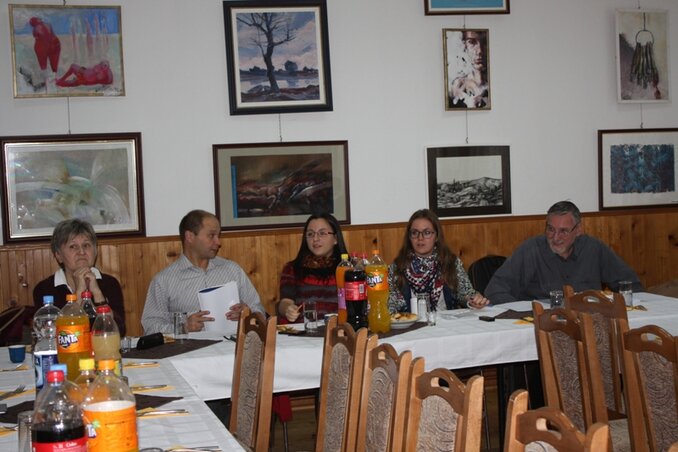 Az idei Durindó produkcióit véleményezi a szakbizottság