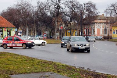 Itt nyújt majd megoldást a körforgalom (Fotó: Fekete J. József)