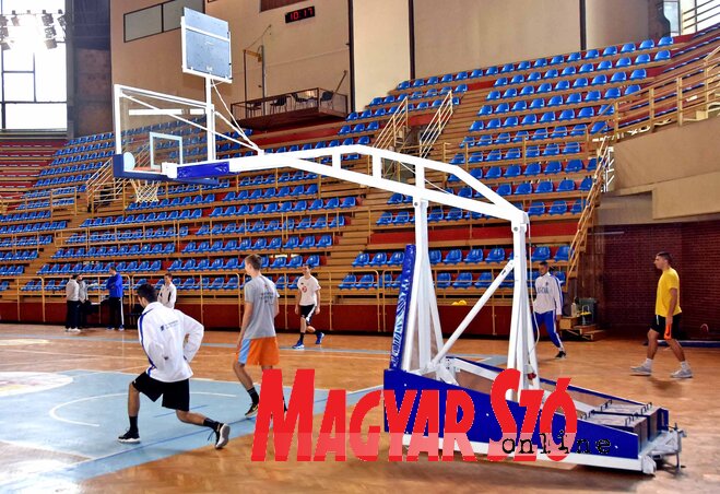 A legkorszerűbb szellőző- és hűtőrendszer biztosítja majd hamarosan a kellemes klímát a Sportcsarnokban (Fotó: Gergely Árpád)