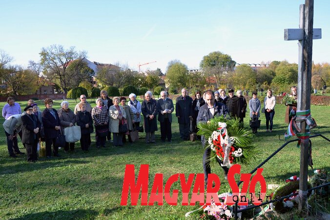 Madarász Áron koszorúz (Dávid Csilla felvétele)