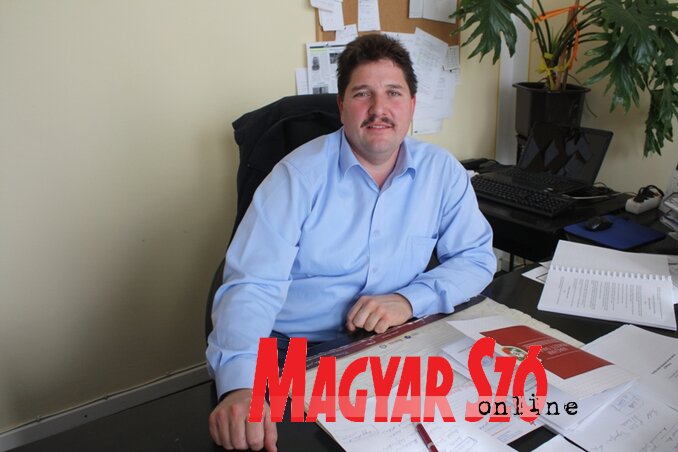 Dr. Crnkovity Gábor, a Moravicai Értelmiségi Fórum elnök (Kazinczy Paszterkó Diana felvétele)