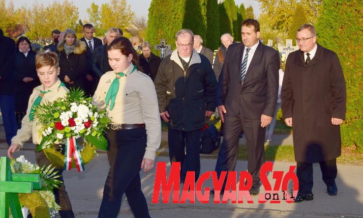 A magyarkanizsai megemlékezés (Puskás Károly felvétele) A magyarkanizsai megemlékezés (Puskás Károly felvétele)