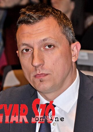 Dr. Halasi Szabolcs Dr. Halasi Szabolcs