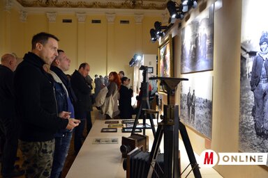 A közönséget mélyen megérintették a művész eddig még nem látott fotói (Dávid Csilla felvétele)