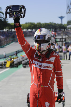 Az interlagosi győzelem vigaszdíj a Ferrarinak és Sebastian Vettelnek (Fotó: Beta/AP)
