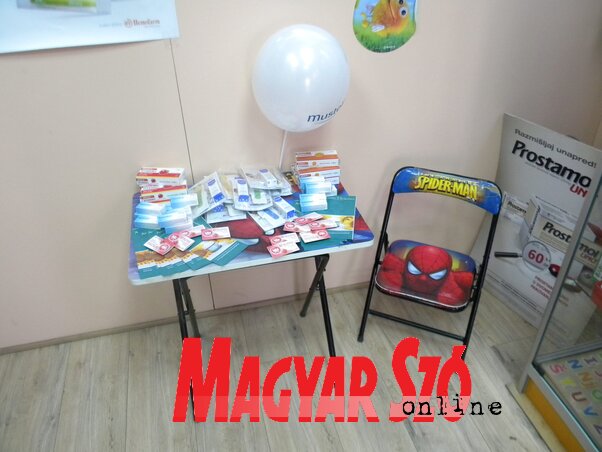 Alkalomadtán a szuperhősök is gyógyszert szednek (Fotó: Benedek Miklós)