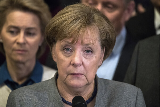 Angela Merkel a koalíciós tárgyalások kudarcba fulladását követően (Beta/AP)