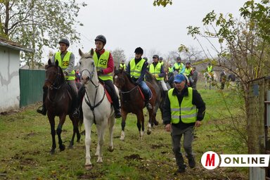 A verseny kezdete (Lakatos János felvétele)