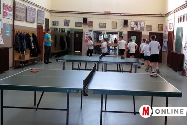 Đaci i dalje vežbaju u holu (Foto: Kecskés István)