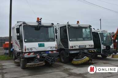 A köztisztasági vállalat dolgozói is részt vettek az egyórás figyelmeztető sztrájkban (Fotó: Gergely Árpád)