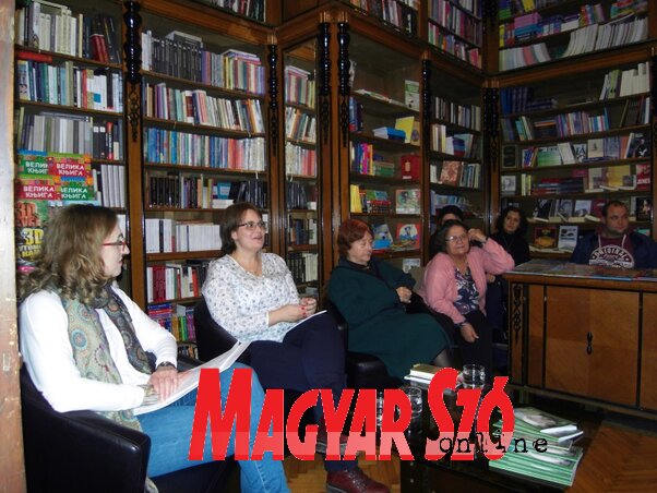 Góli Kornélia, Hicsik Dóra, Káich Katalin és Dévavári Beszédes Valéria (Fotó: Patyi Szilárd)