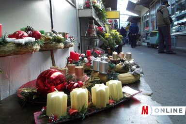 Adventi koszorúk a piacon (Fotó: Patyi Szilárd)