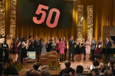 A Vajdasági Rádió és Televízió magyar szerkesztőségének munkatársai előadják az ez alkalomból készült Arany az 50 című dalukat (Fotó: Ótos András)