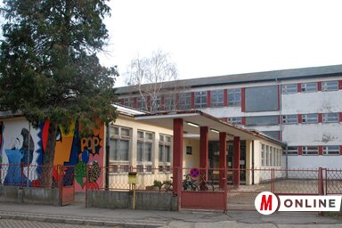 Hétfőtől egy fedél alatt a gimnazisták és az általános iskolások (Homolya Horváth Ágnes felvétele)