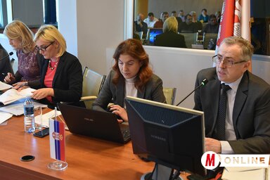 A veszélyes áru szállításával foglalkozó csoport tavaly októberben alapult meg (Fotó: Ótos András)