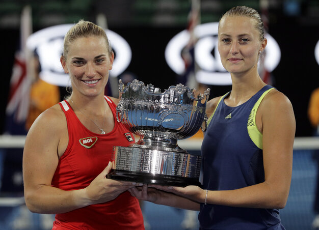 Babos Tímea és Kristina Mladenović (Fotó: Beta/AP) Babos Tímea és Kristina Mladenović (Fotó: Beta/AP)