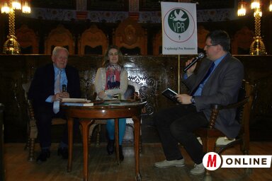 Czigány György, Simon Erika és Paskó Csaba (Fotó: Patyi Szilárd)