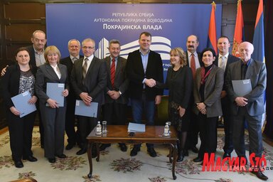 A média képviselői szerint tartományi dotáció nélkül aligha maradhatnának fenn a kisebbségi sajtótermékek (Ótos András felvétele)