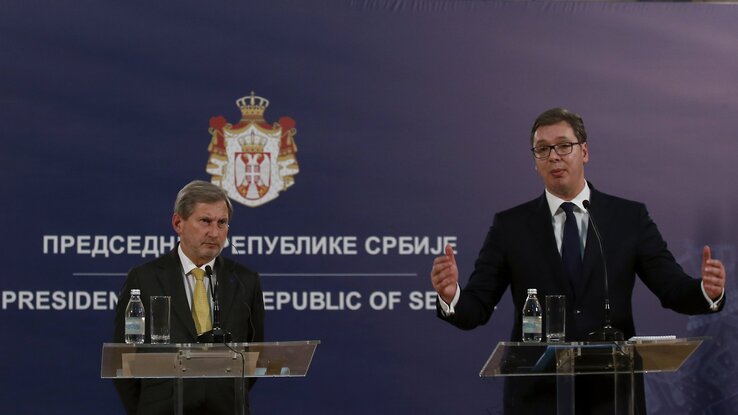 Johannes Hahn és Aleksandar Vučić (Fotó: Beta)