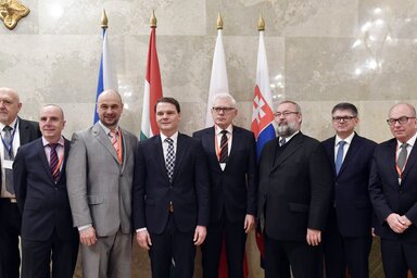 A visegrádi országok (V4) gazdasági bizottságainak találkozója (MTI Fotó: Illyés Tibor)