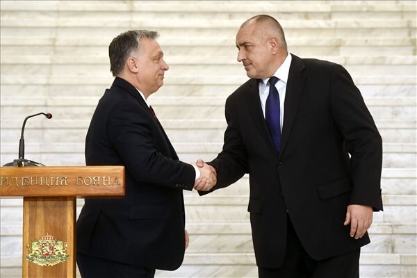 Orbán Viktor magyar és Bojko Boriszov bolgár miniszterelnök (Fotó: MTI)