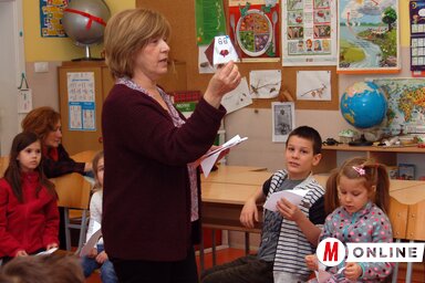 Jankó Ilona Buksi témájú, játékos műhelymunkája (Bozsoki Valéria felvétele)
