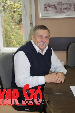 Kislinder Gábor (Kazinczy Paszterkó Diana felvétele) Kislinder Gábor (Kazinczy Paszterkó Diana felvétele)