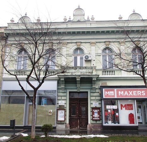 A fölújításra váró épület (Fotó: Fekete J. József) A fölújításra váró épület (Fotó: Fekete J. József)